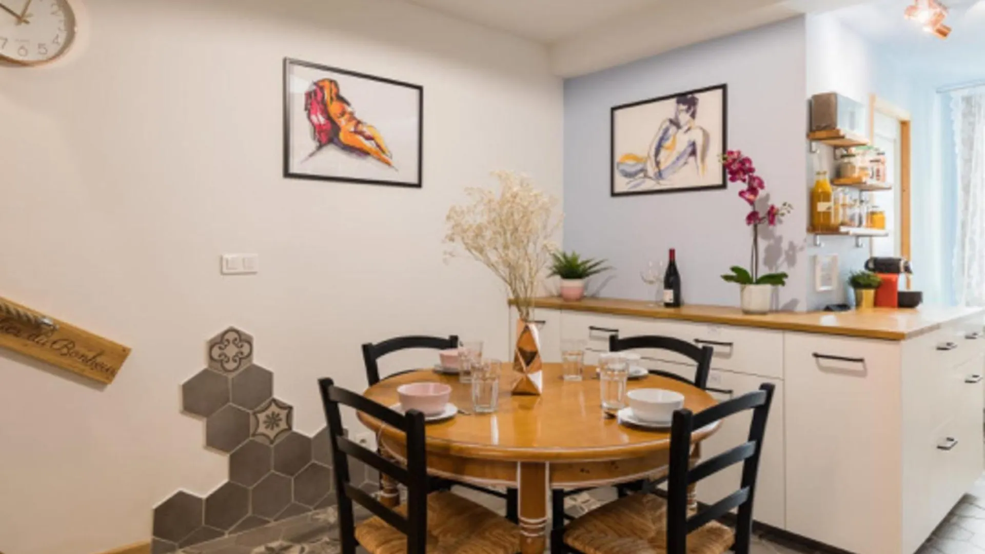 Charming Two-Bedroom Duplex Saxe Gambetta Lyon France